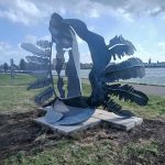 Linda Verkaaik, Aeolus: God van de wind, verzinkt staal, 500 x 310 x 120 cm